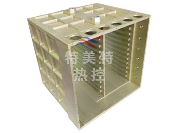 整体式液冷机箱